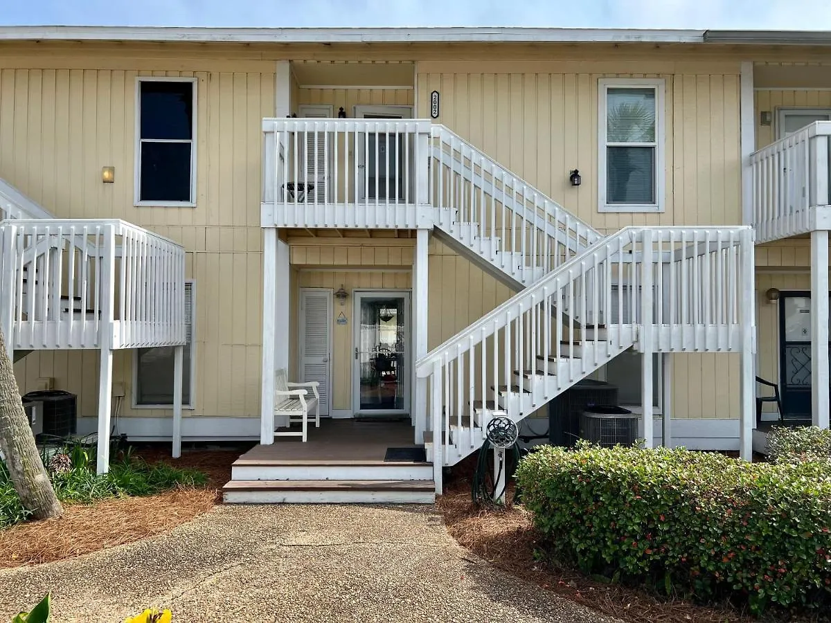 Sandpiper Cove 2002 Destin